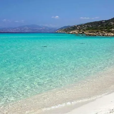 Lägenhet L'ile-rousse Sleeps 4 Wifi